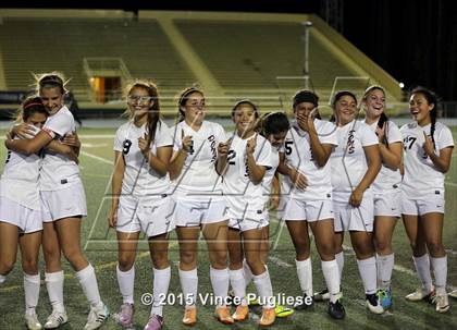 Thumbnail 1 in Maywood vs. Verdugo Hills (CIF LACS D3 Final) photogallery.