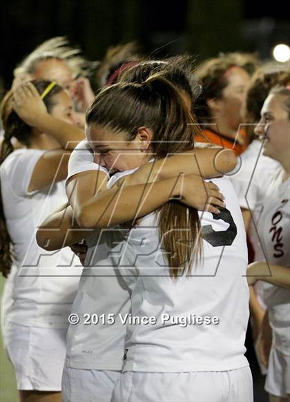 Thumbnail 3 in Maywood vs. Verdugo Hills (CIF LACS D3 Final) photogallery.