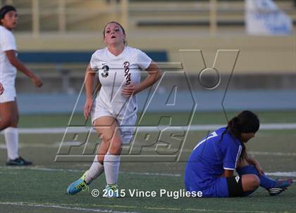 Thumbnail 2 in Maywood vs. Verdugo Hills (CIF LACS D3 Final) photogallery.