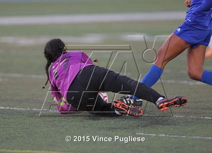 Thumbnail 3 in Maywood vs. Verdugo Hills (CIF LACS D3 Final) photogallery.