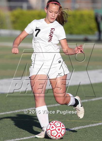 Thumbnail 3 in Maywood vs. Verdugo Hills (CIF LACS D3 Final) photogallery.