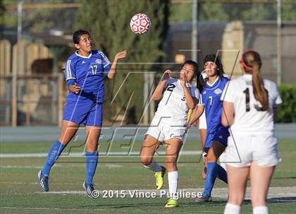 Thumbnail 1 in Maywood vs. Verdugo Hills (CIF LACS D3 Final) photogallery.