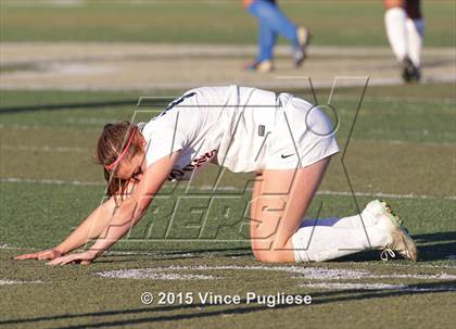 Thumbnail 2 in Maywood vs. Verdugo Hills (CIF LACS D3 Final) photogallery.