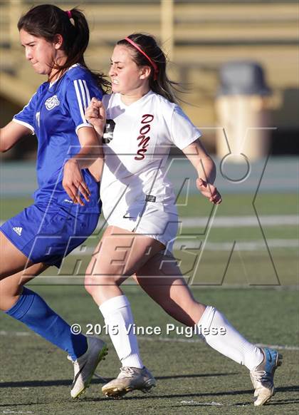 Thumbnail 2 in Maywood vs. Verdugo Hills (CIF LACS D3 Final) photogallery.