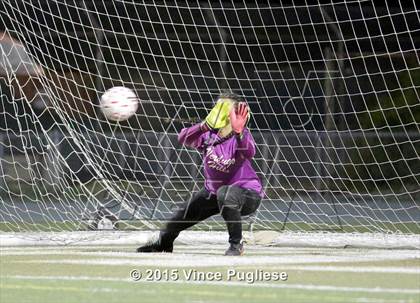 Thumbnail 1 in Maywood vs. Verdugo Hills (CIF LACS D3 Final) photogallery.