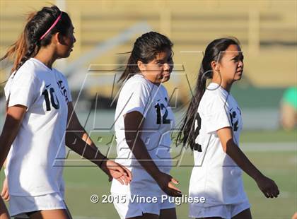 Thumbnail 3 in Maywood vs. Verdugo Hills (CIF LACS D3 Final) photogallery.