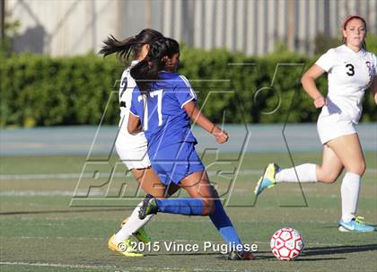 Thumbnail 3 in Maywood vs. Verdugo Hills (CIF LACS D3 Final) photogallery.
