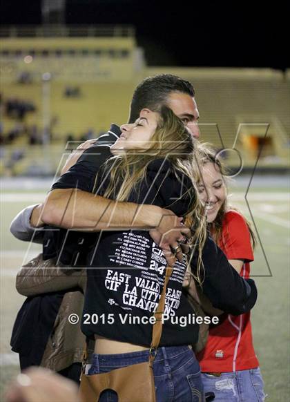Thumbnail 2 in Maywood vs. Verdugo Hills (CIF LACS D3 Final) photogallery.