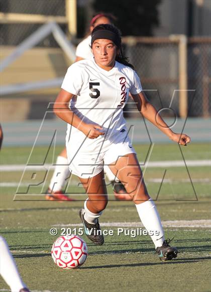 Thumbnail 2 in Maywood vs. Verdugo Hills (CIF LACS D3 Final) photogallery.