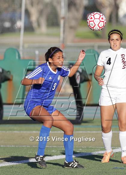 Thumbnail 2 in Maywood vs. Verdugo Hills (CIF LACS D3 Final) photogallery.