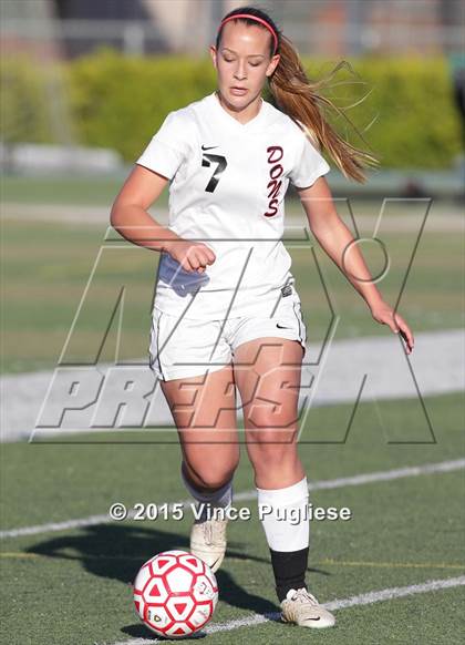 Thumbnail 1 in Maywood vs. Verdugo Hills (CIF LACS D3 Final) photogallery.
