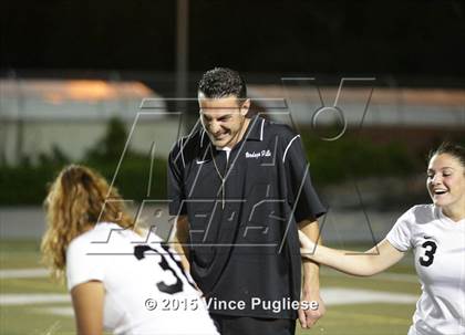 Thumbnail 1 in Maywood vs. Verdugo Hills (CIF LACS D3 Final) photogallery.
