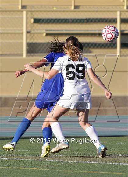 Thumbnail 1 in Maywood vs. Verdugo Hills (CIF LACS D3 Final) photogallery.
