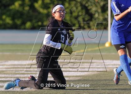 Thumbnail 2 in Maywood vs. Verdugo Hills (CIF LACS D3 Final) photogallery.