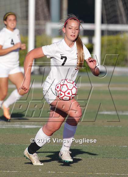 Thumbnail 1 in Maywood vs. Verdugo Hills (CIF LACS D3 Final) photogallery.
