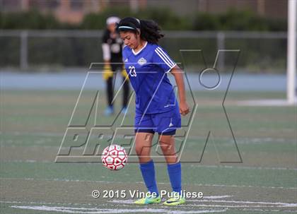 Thumbnail 1 in Maywood vs. Verdugo Hills (CIF LACS D3 Final) photogallery.
