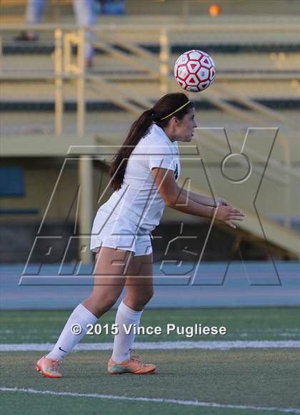 Thumbnail 2 in Maywood vs. Verdugo Hills (CIF LACS D3 Final) photogallery.