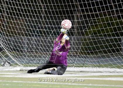 Thumbnail 2 in Maywood vs. Verdugo Hills (CIF LACS D3 Final) photogallery.