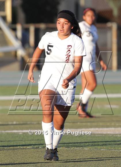 Thumbnail 3 in Maywood vs. Verdugo Hills (CIF LACS D3 Final) photogallery.