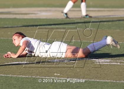 Thumbnail 1 in Maywood vs. Verdugo Hills (CIF LACS D3 Final) photogallery.