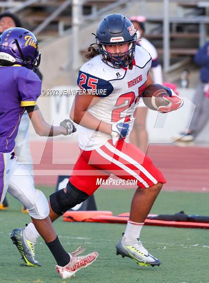Thumbnail 3 in JV: American @ Kennedy photogallery.