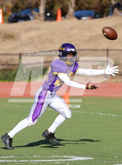 Thumbnail 2 in JV: American @ Kennedy photogallery.