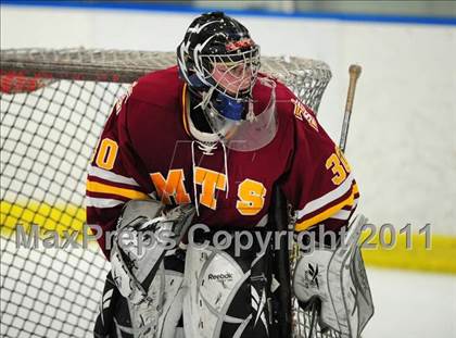 Thumbnail 2 in Sheehan vs. Newington/Berlin (CIAC Division 3 First Round) photogallery.