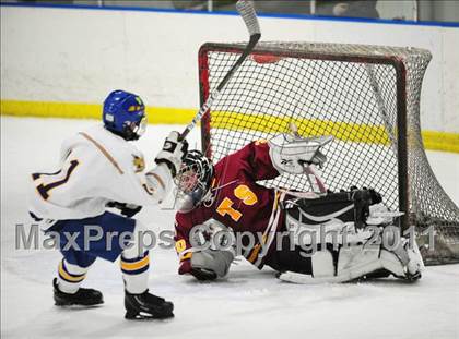 Thumbnail 3 in Sheehan vs. Newington/Berlin (CIAC Division 3 First Round) photogallery.