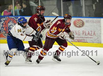 Thumbnail 2 in Sheehan vs. Newington/Berlin (CIAC Division 3 First Round) photogallery.