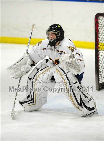 Thumbnail 3 in Sheehan vs. Newington/Berlin (CIAC Division 3 First Round) photogallery.