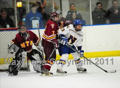 Thumbnail 2 in Sheehan vs. Newington/Berlin (CIAC Division 3 First Round) photogallery.