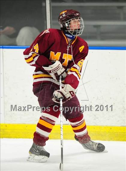 Thumbnail 3 in Sheehan vs. Newington/Berlin (CIAC Division 3 First Round) photogallery.