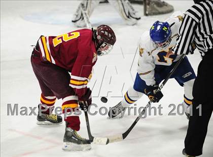 Thumbnail 2 in Sheehan vs. Newington/Berlin (CIAC Division 3 First Round) photogallery.