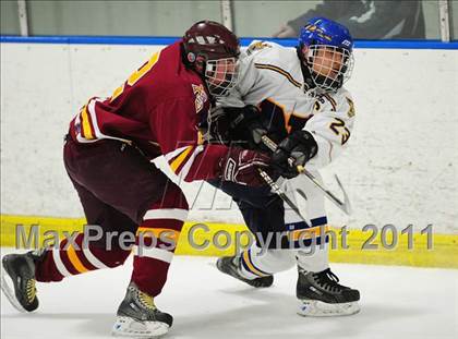 Thumbnail 2 in Sheehan vs. Newington/Berlin (CIAC Division 3 First Round) photogallery.