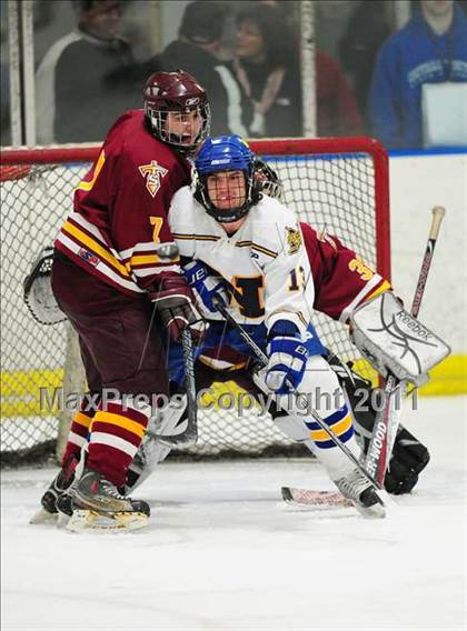 Thumbnail 2 in Sheehan vs. Newington/Berlin (CIAC Division 3 First Round) photogallery.