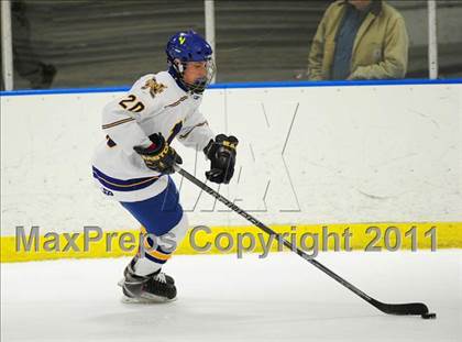 Thumbnail 1 in Sheehan vs. Newington/Berlin (CIAC Division 3 First Round) photogallery.