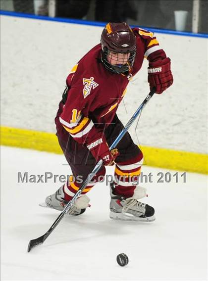 Thumbnail 1 in Sheehan vs. Newington/Berlin (CIAC Division 3 First Round) photogallery.