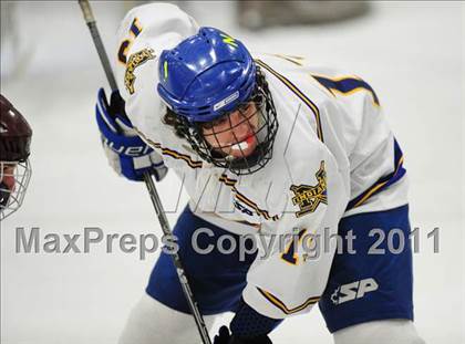 Thumbnail 3 in Sheehan vs. Newington/Berlin (CIAC Division 3 First Round) photogallery.