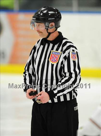 Thumbnail 2 in Sheehan vs. Newington/Berlin (CIAC Division 3 First Round) photogallery.