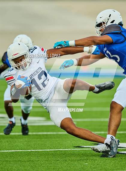 Thumbnail 1 in Atascocita vs King (B Team) photogallery.