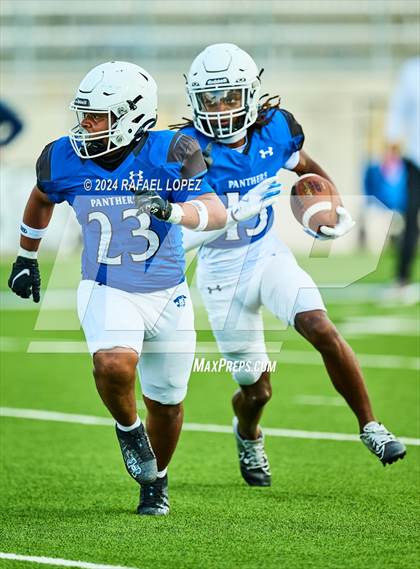 Thumbnail 1 in Atascocita vs King (B Team) photogallery.