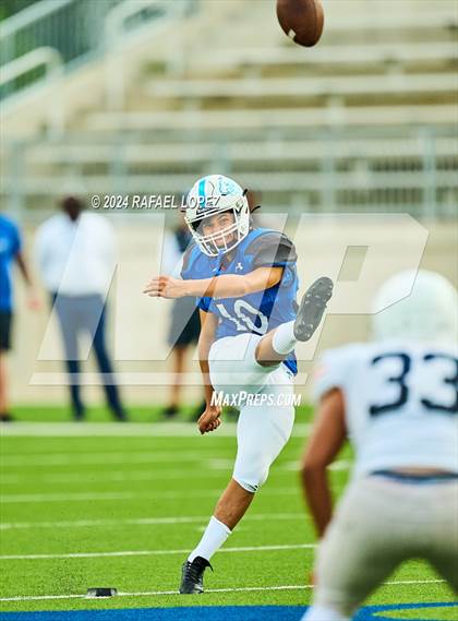 Thumbnail 2 in Atascocita vs King (B Team) photogallery.