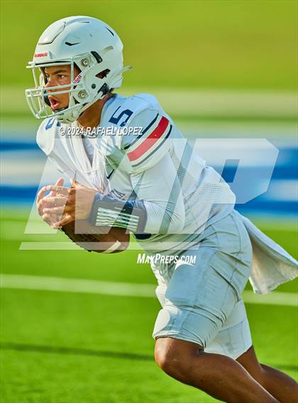 Thumbnail 1 in Atascocita vs King (B Team) photogallery.