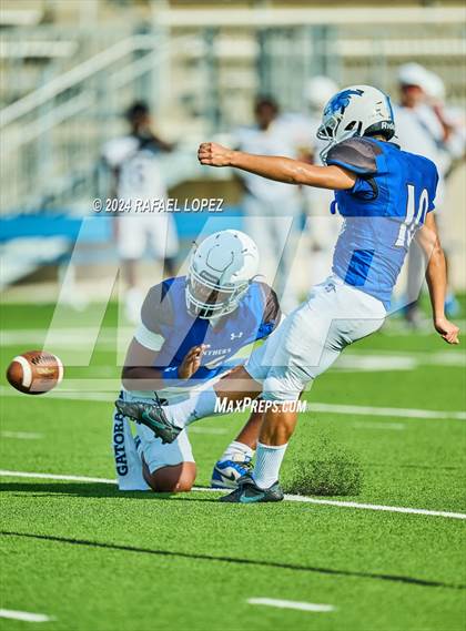 Thumbnail 3 in Atascocita vs King (B Team) photogallery.