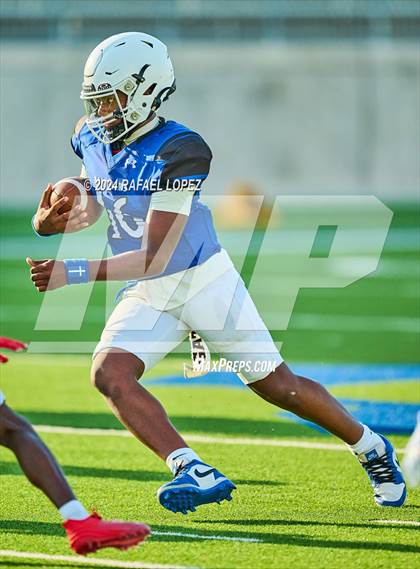 Thumbnail 3 in Atascocita vs King (B Team) photogallery.