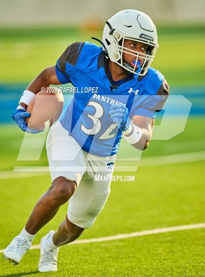 Thumbnail 1 in Atascocita vs King (B Team) photogallery.
