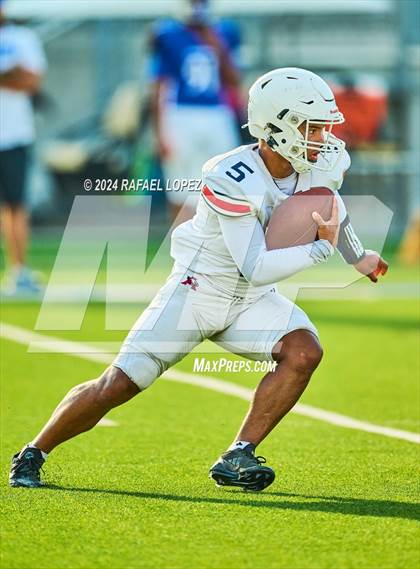 Thumbnail 2 in Atascocita vs King (B Team) photogallery.
