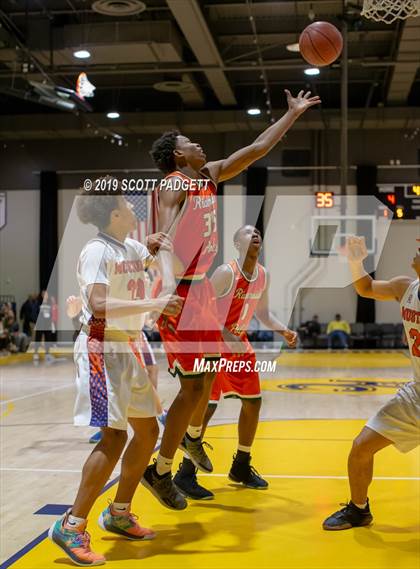Thumbnail 2 in Poly vs. Roosevelt (Rancho Christian Eagles Showcase) photogallery.