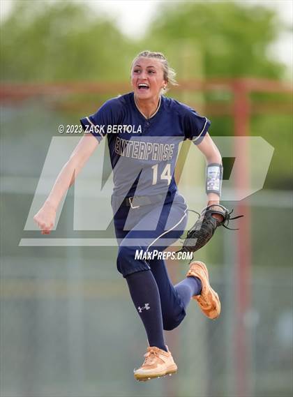 Thumbnail 3 in Duchesne vs Enterprise (UHSAA 2A Semifinal) photogallery.