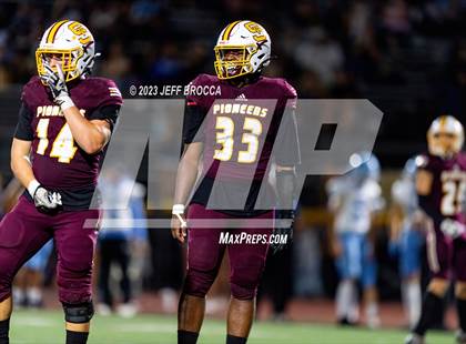 Thumbnail 1 in Saugus @ Simi Valley photogallery.